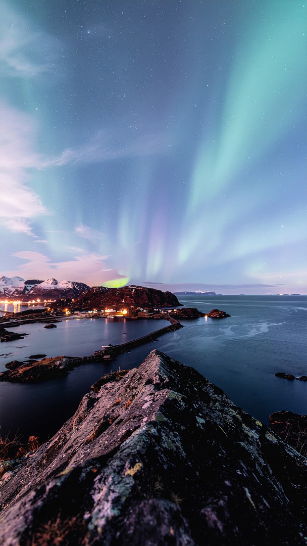 Northern Lights Fjord Wallpaper - Aurora Borealis Over Mountains & Town 4K