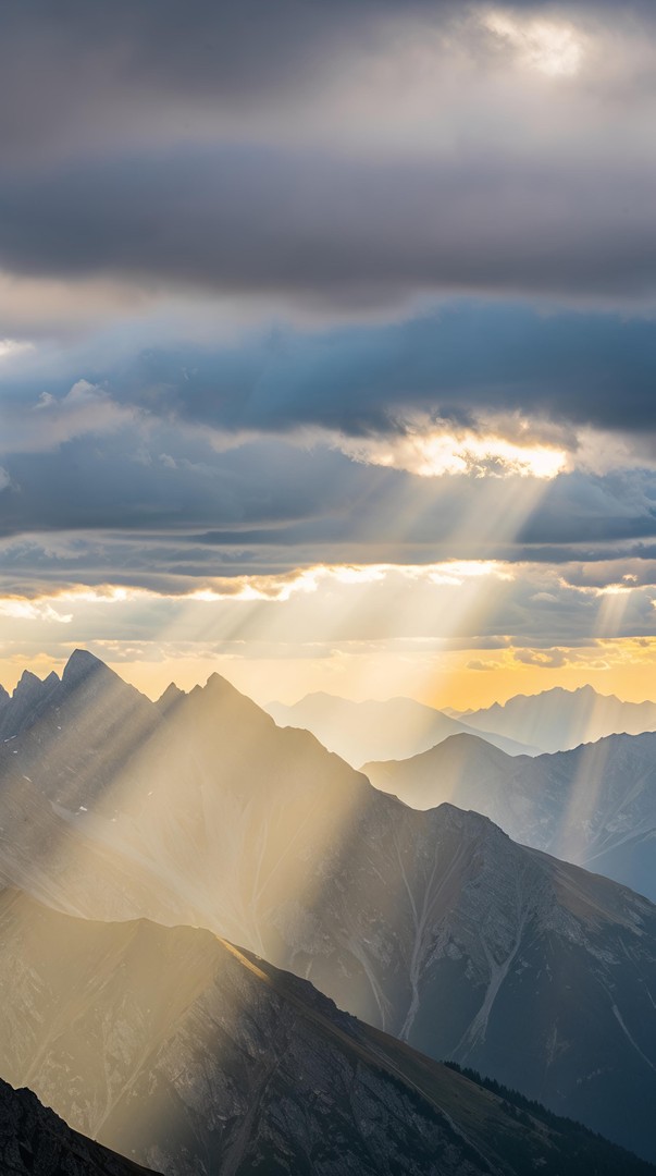 Mountain Sun Rays HD Wallpaper in 4K - Dramatic Nature Light